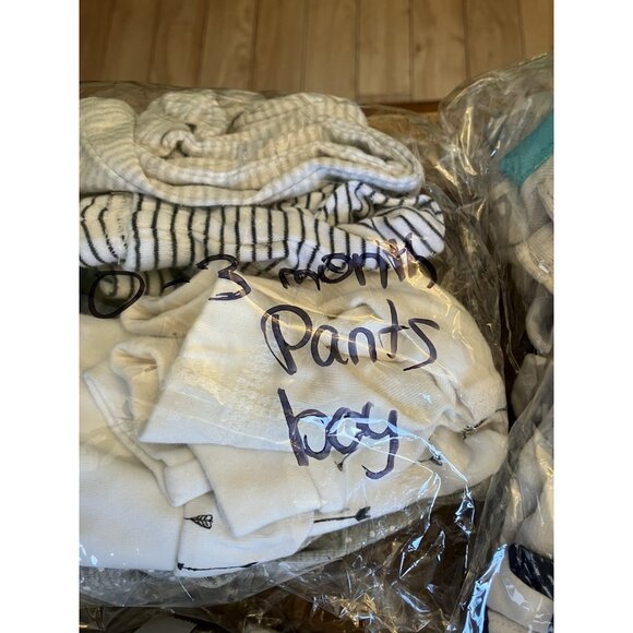 Large Lot Newborn/Infant (0-3 Months) (3-6 Months) Clothes Bibs Sleepers - Picture 6 of 16